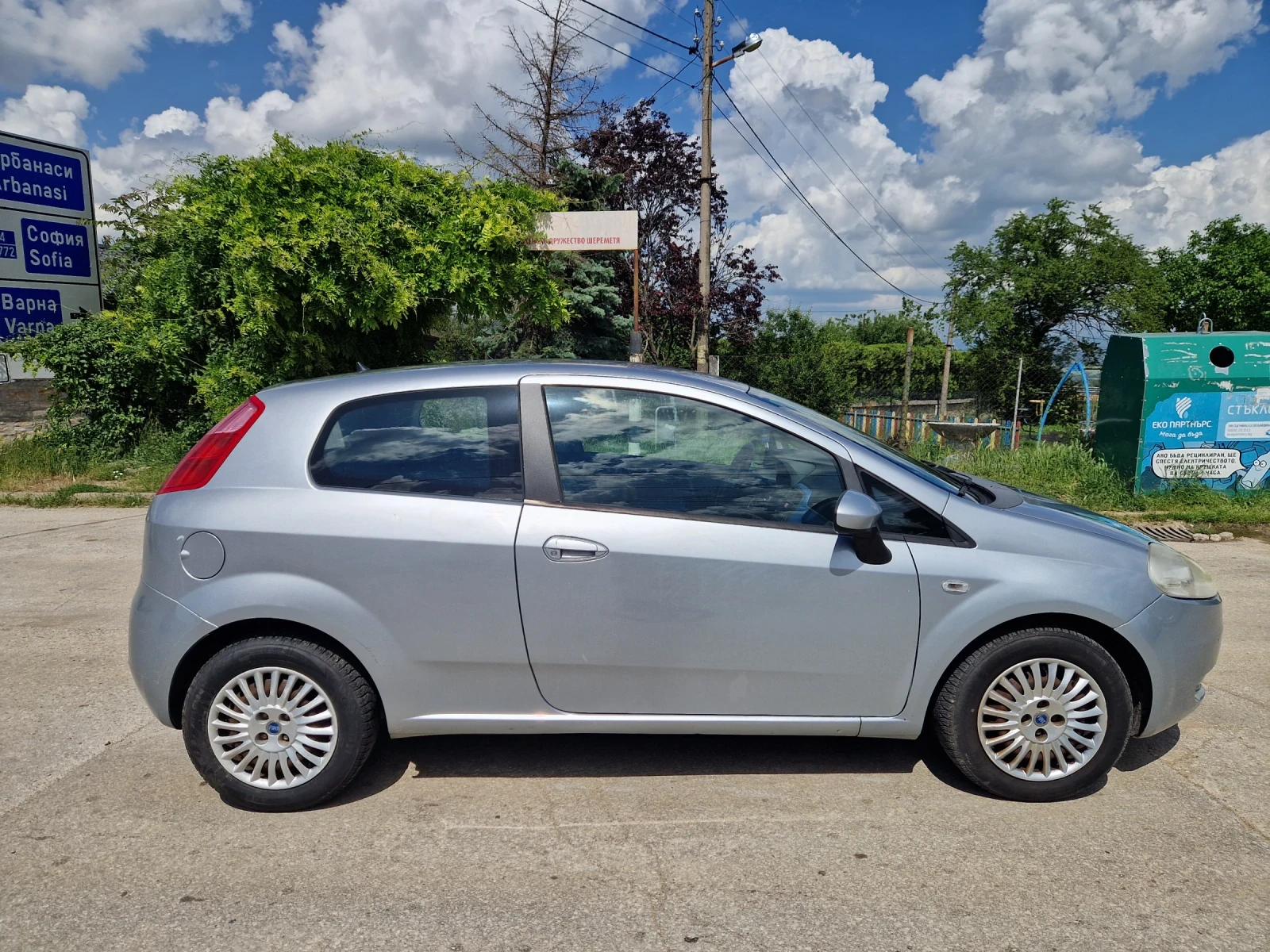 Fiat Punto 1.3mjet, 90кс, 6ск.Италия, снимка 6 - Автомобили и джипове - 53661360