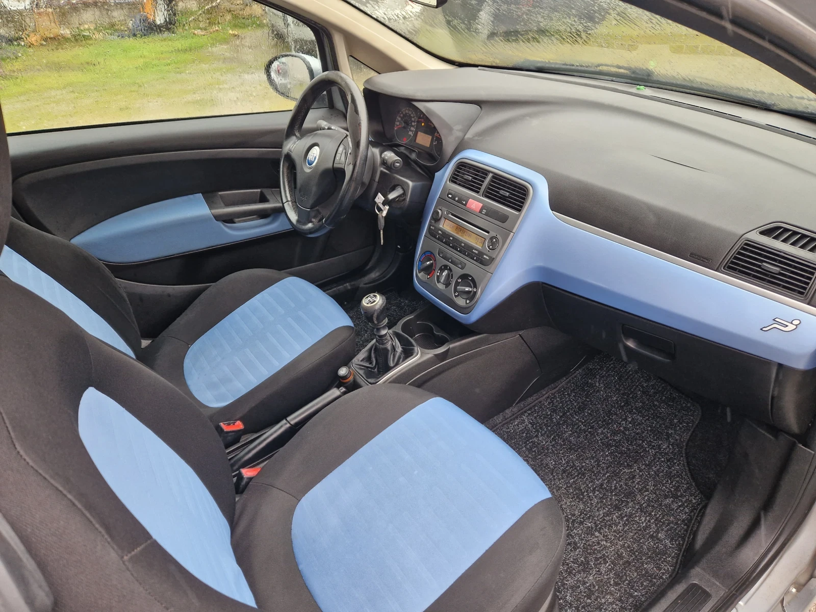 Fiat Punto 1.3mjet, 90кс, 6ск.Италия, снимка 10 - Автомобили и джипове - 53661360