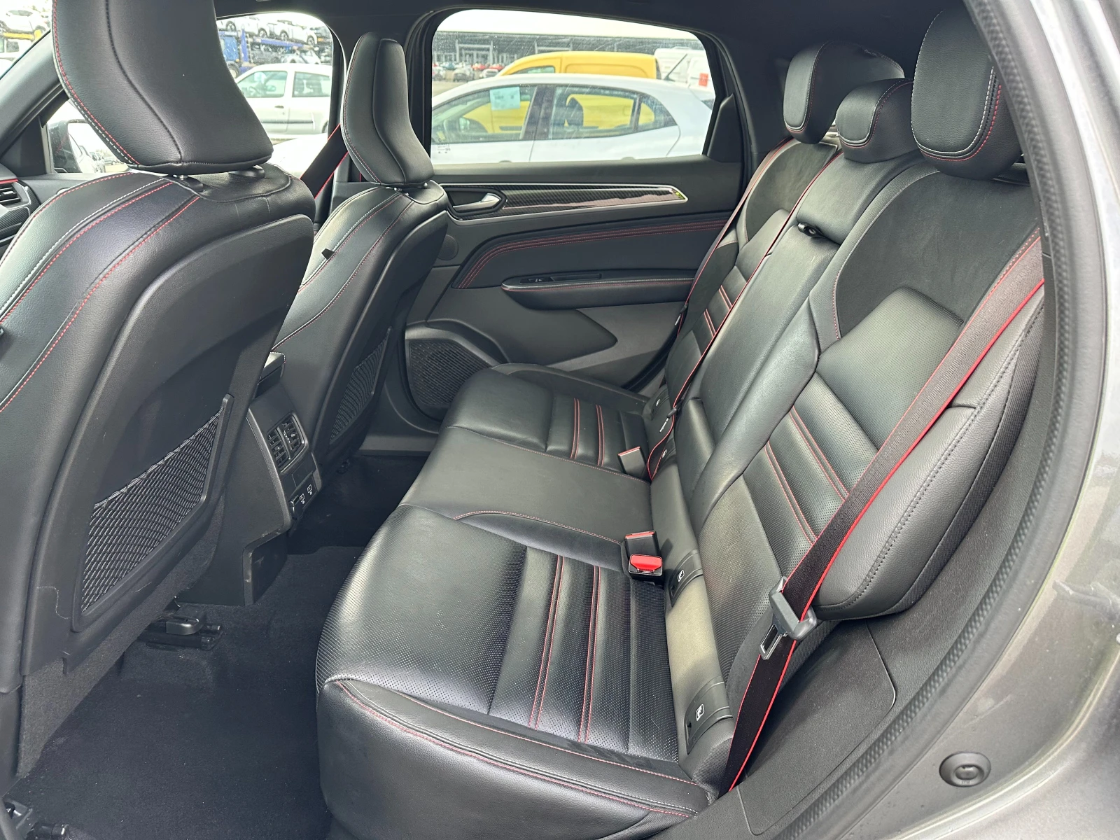 Renault Arkana 1.3 RS Line, снимка 7 - Автомобили и джипове - 53901653