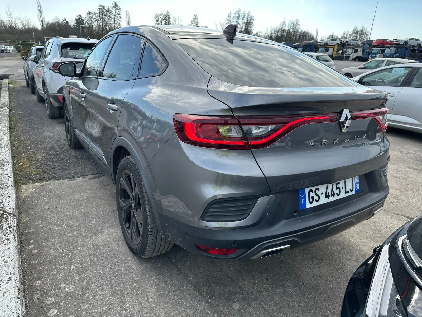 Renault Arkana 1.3 RS Line, снимка 4 - Автомобили и джипове - 53901653