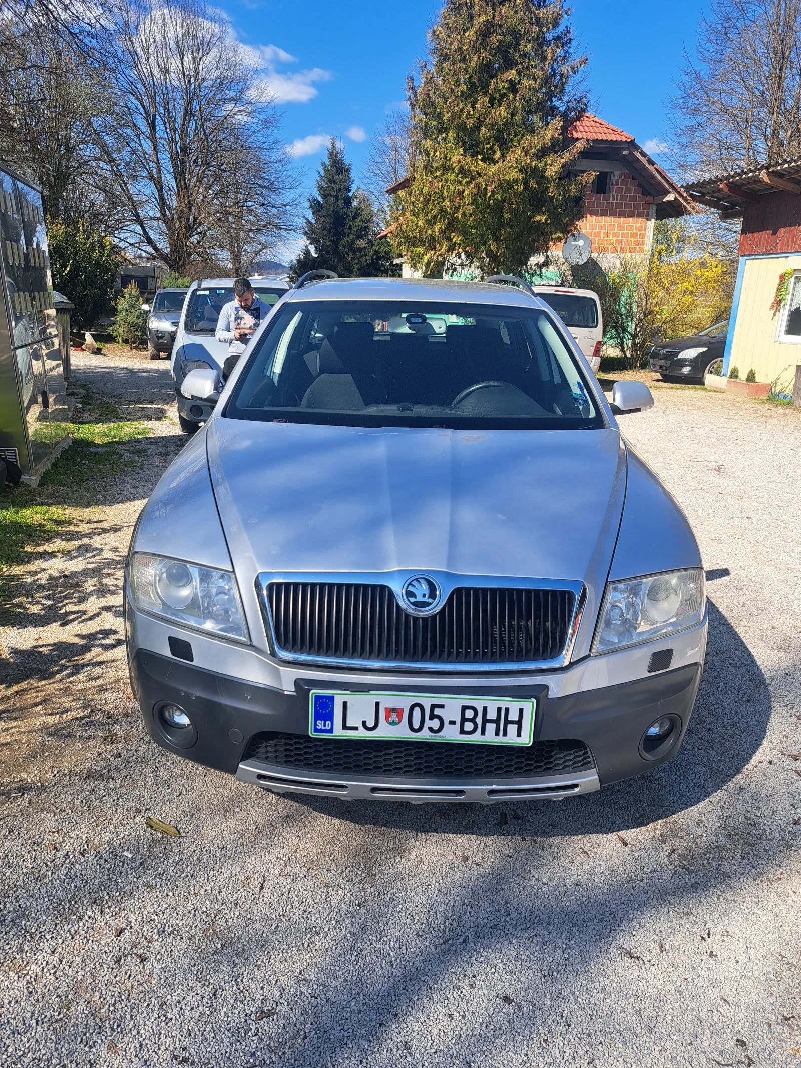 Skoda Fabia 2.0 Крос | Auto.bg — изображение 1