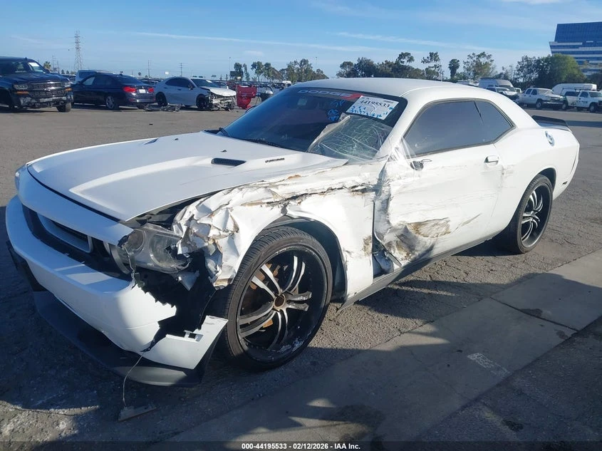 Dodge Challenger 5.7L V-8 VVT, 372HP Rear Wheel Drive | Mobile.bg � ����������� 2