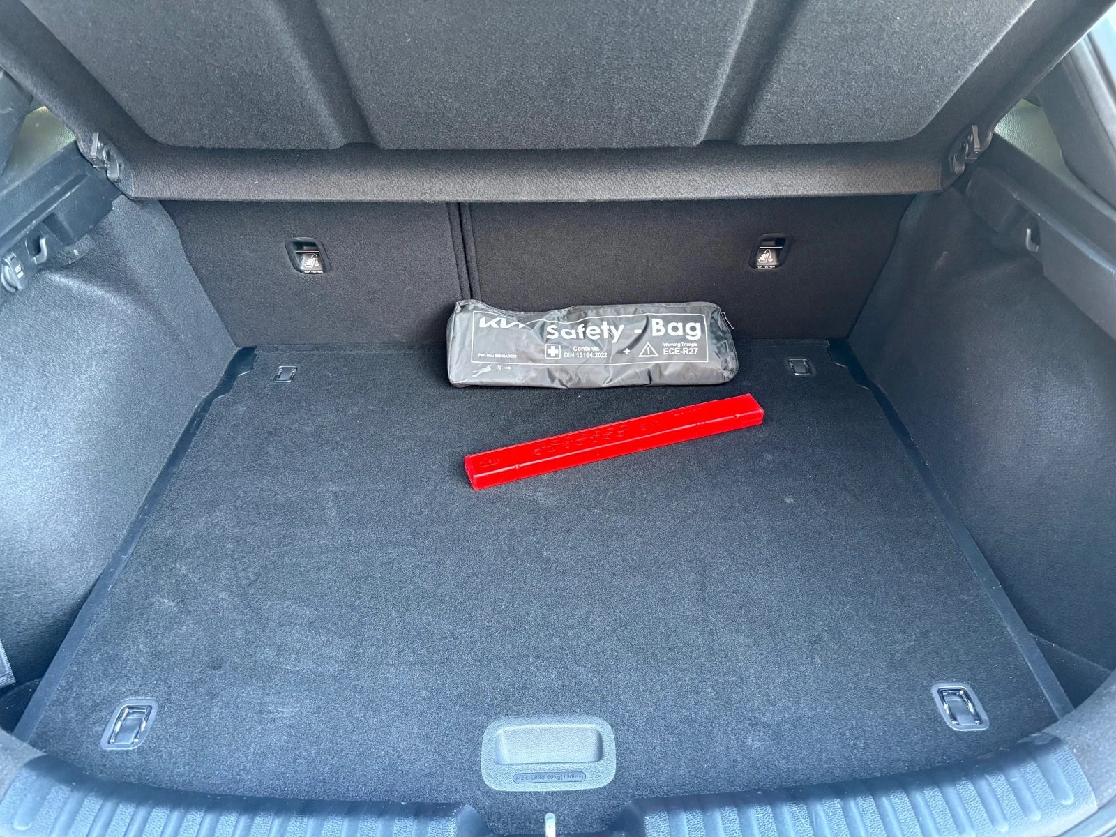 Kia XCeed 1.6CRDI AVTOMAT Led Assist, снимка 14 - Автомобили и джипове - 54345954