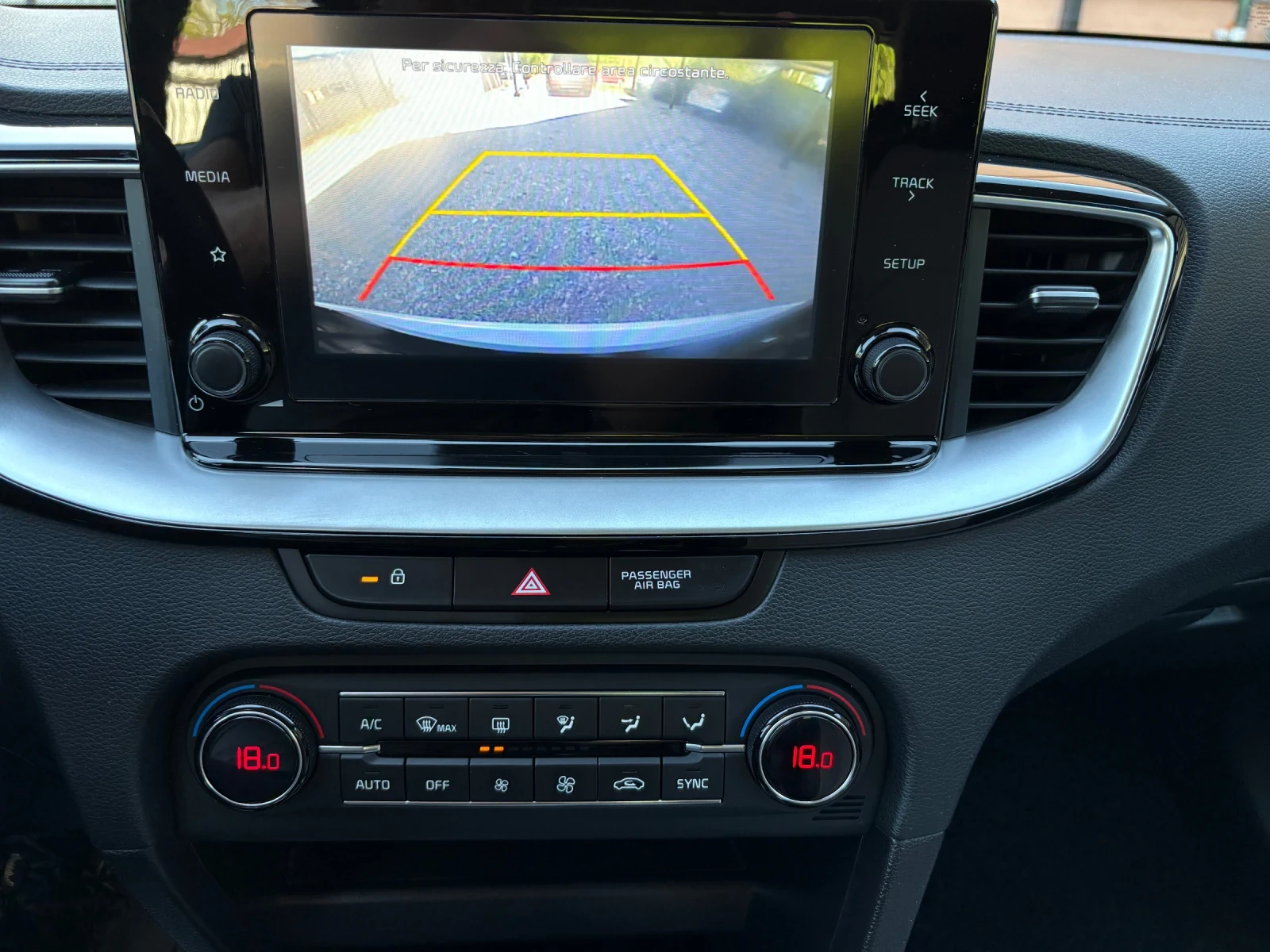 Kia XCeed 1.6CRDI AVTOMAT Led Assist, снимка 9 - Автомобили и джипове - 54345954