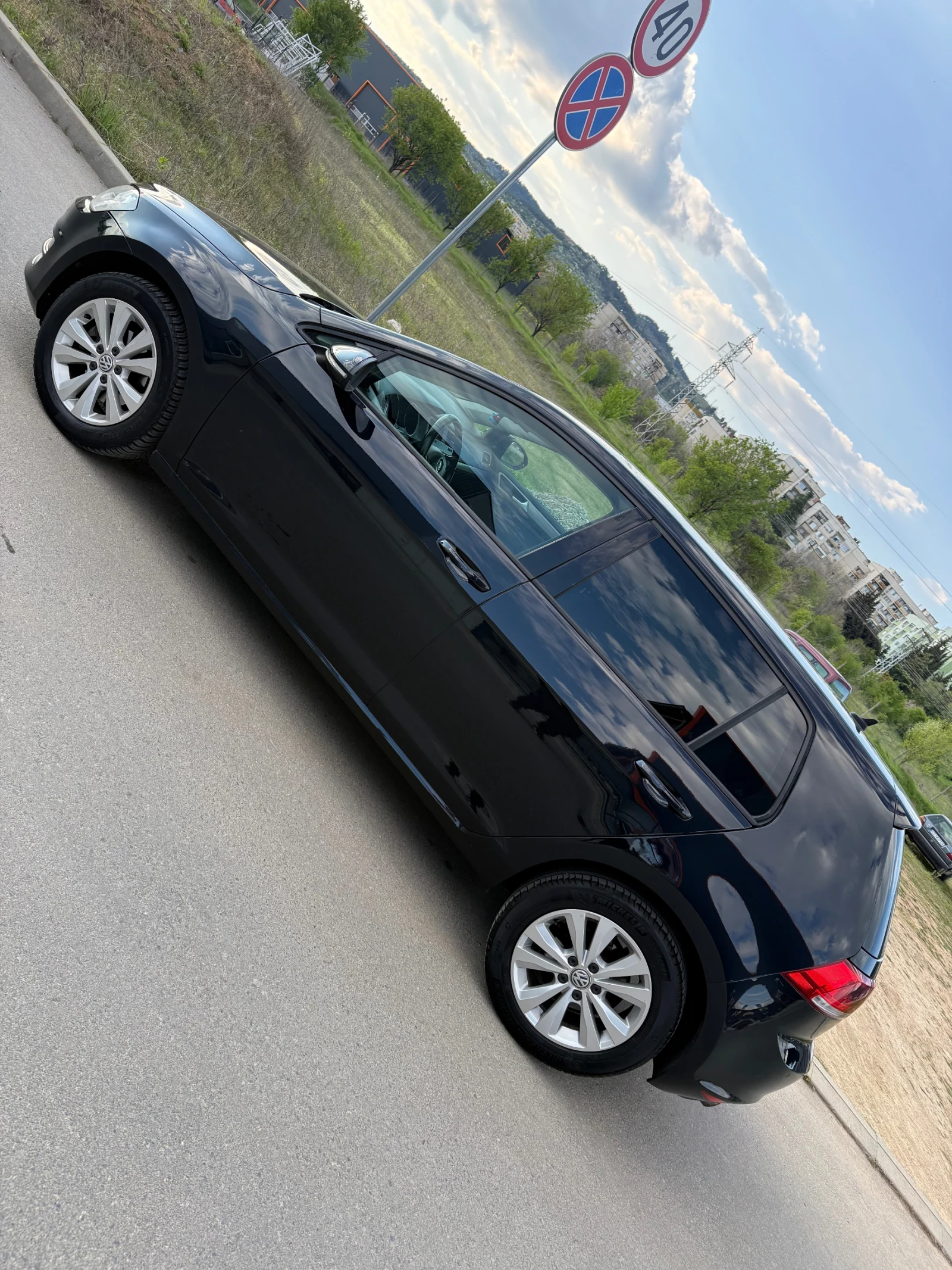 VW Golf, снимка 4 - Автомобили и джипове - 54390170