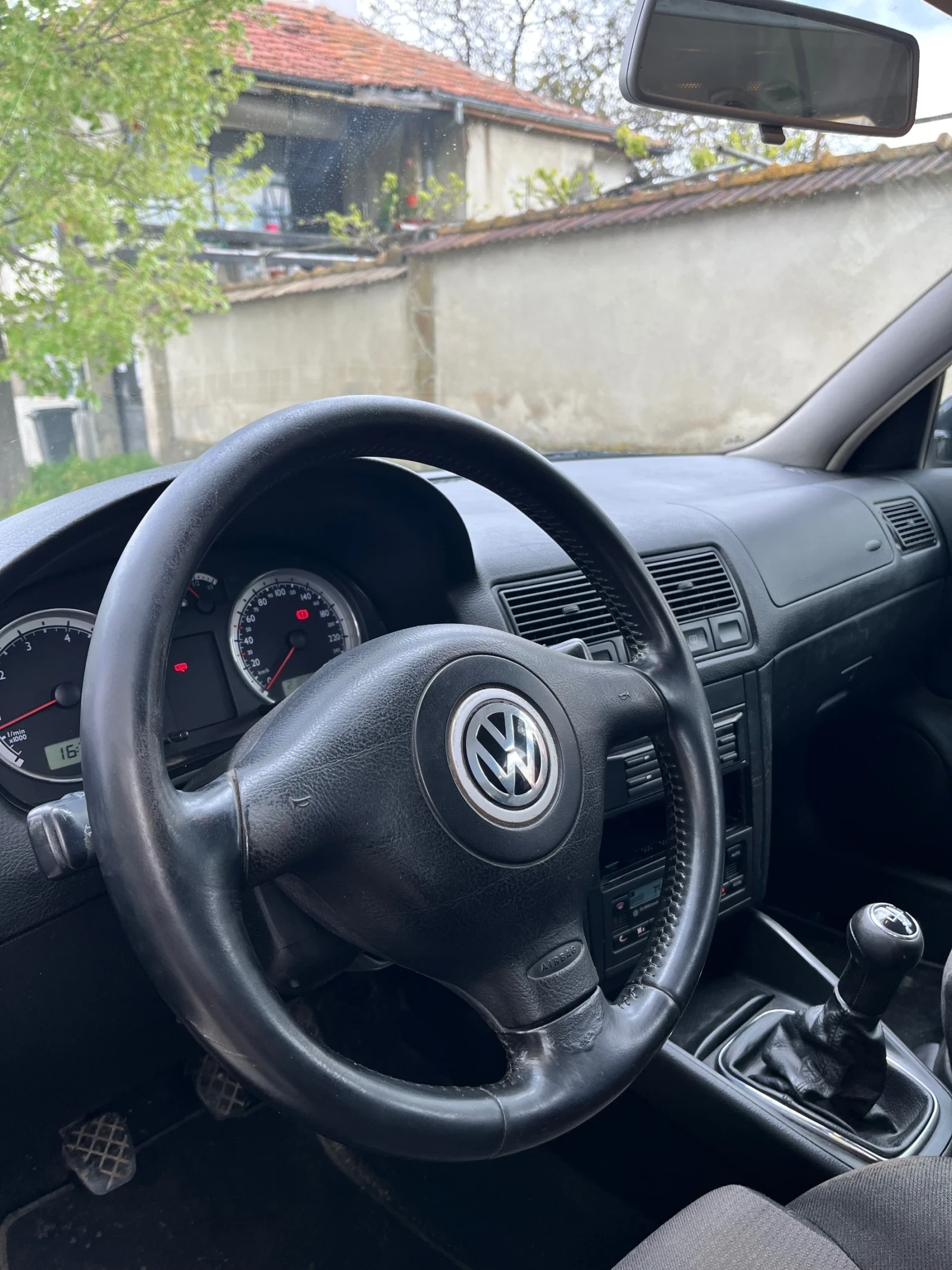 VW Golf 1.4, снимка 13 - Автомобили и джипове - 54388869