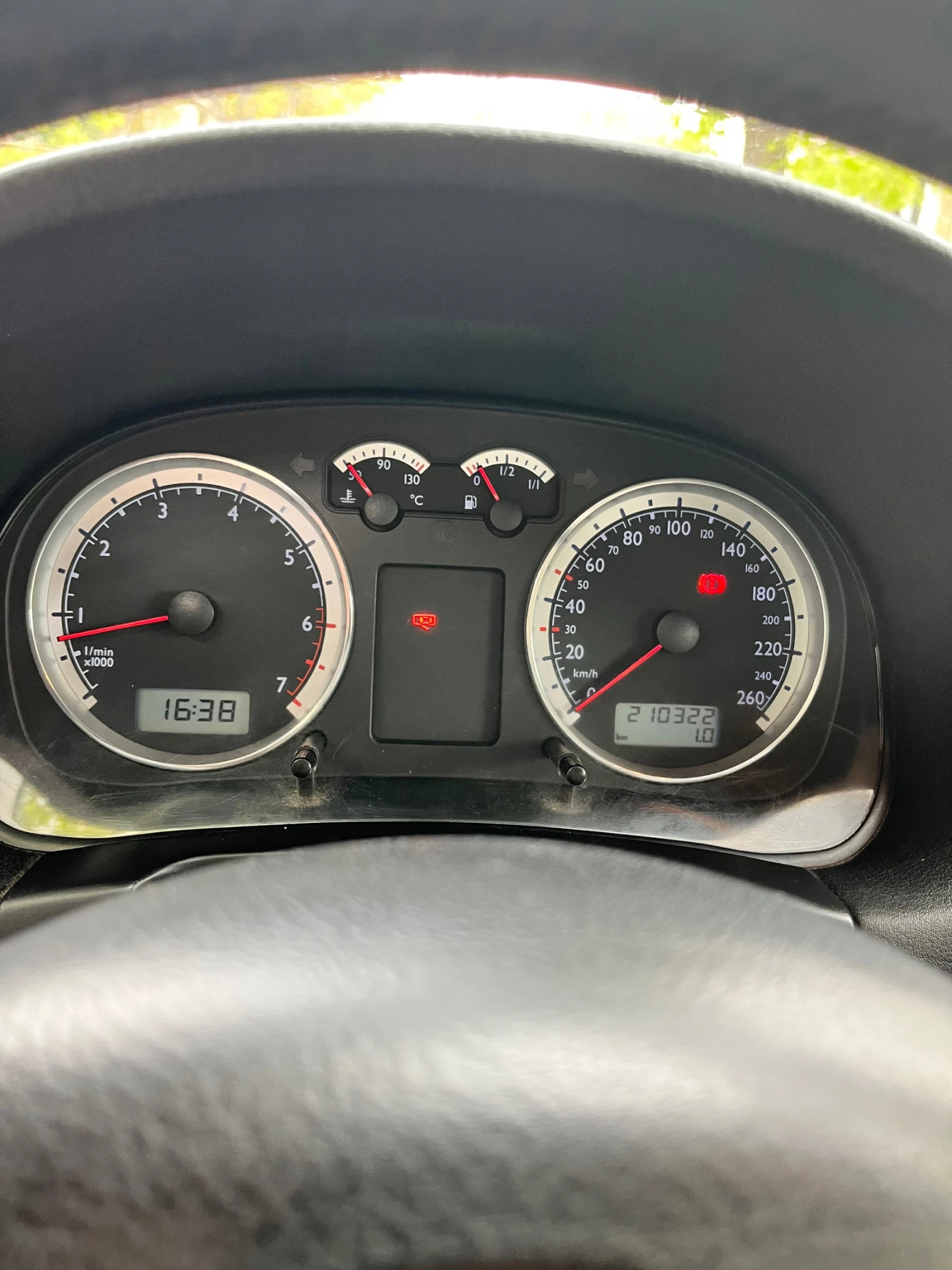 VW Golf 1.4, снимка 9 - Автомобили и джипове - 54388869