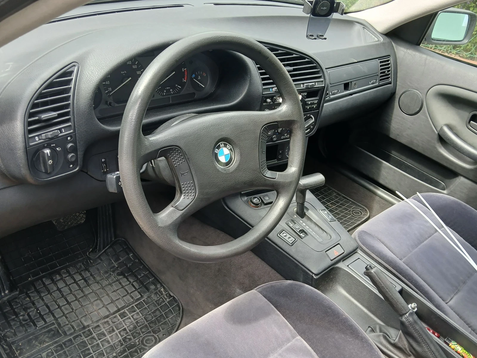 BMW 318 E36, снимка 10 - Автомобили и джипове - 54562972