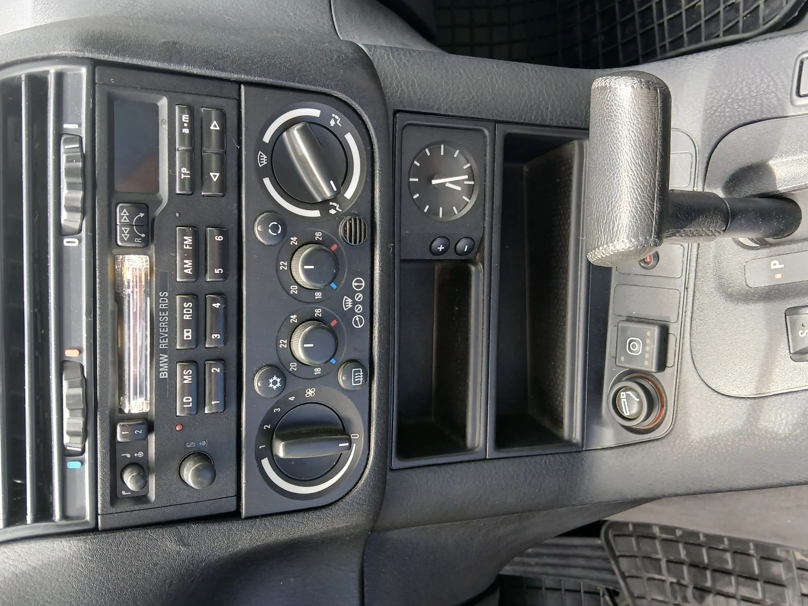 BMW 318 E36, снимка 9 - Автомобили и джипове - 54562972