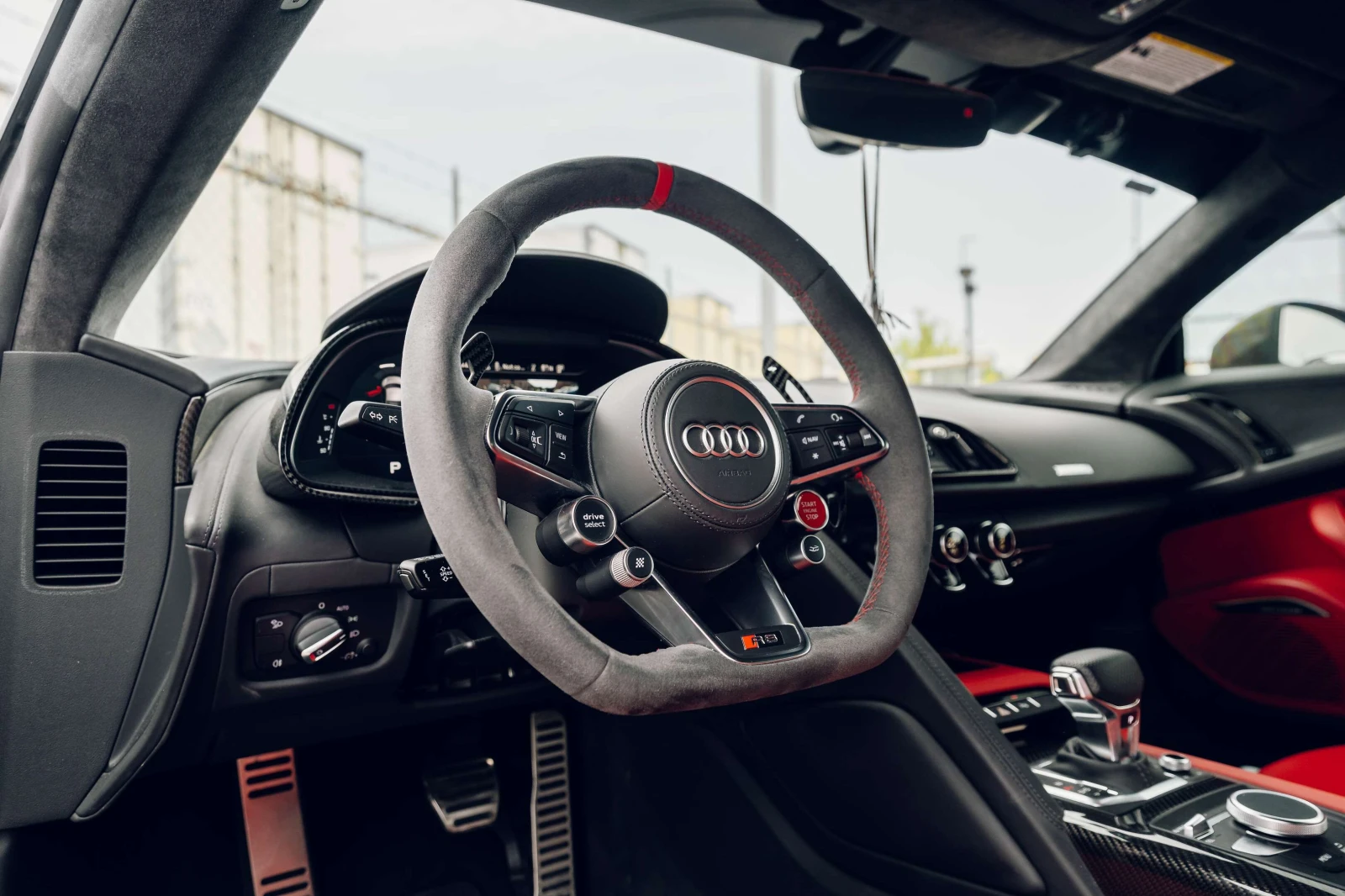 Audi Quattro V10 performance / КАРБОН / ЦЕНА ДО БГ , снимка 15 - Автомобили и джипове - 54986515