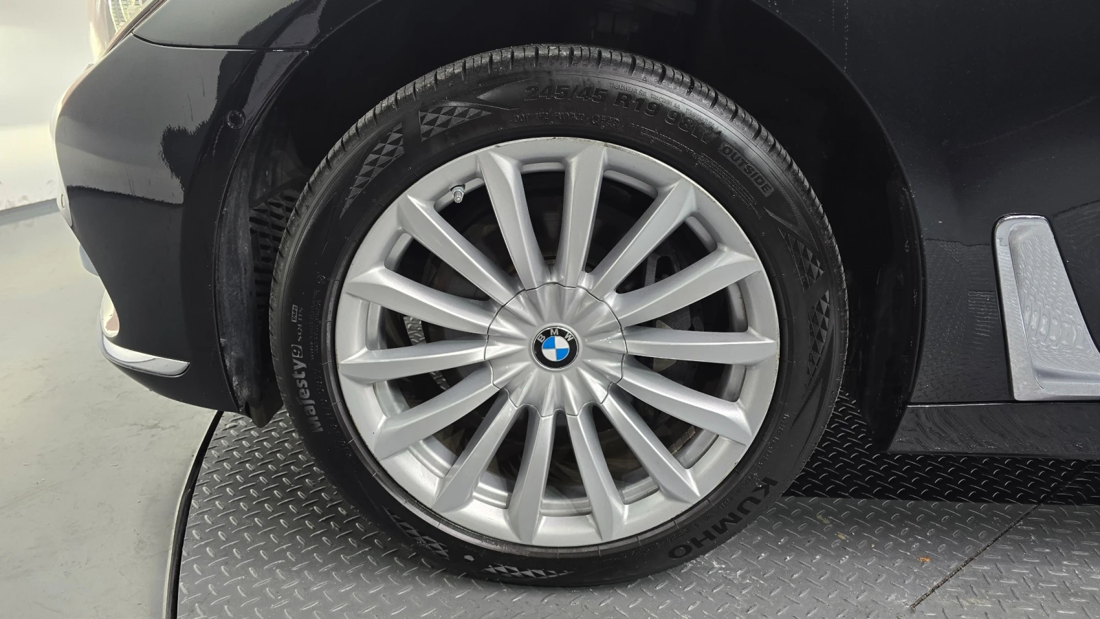 BMW 740 Li xDrive, снимка 5 - Автомобили и джипове - 55444827