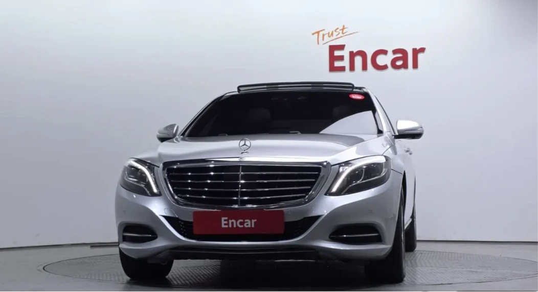 Mercedes-Benz S 350 L * АВТО КРЕДИТ* ЦЕНА ДО БГ * Сервизна история * , снимка 3 - Автомобили и джипове - 55493457