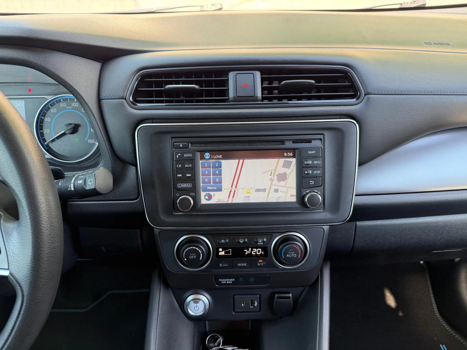 Nissan Leaf  40KWH, снимка 12 - Автомобили и джипове - 55537179