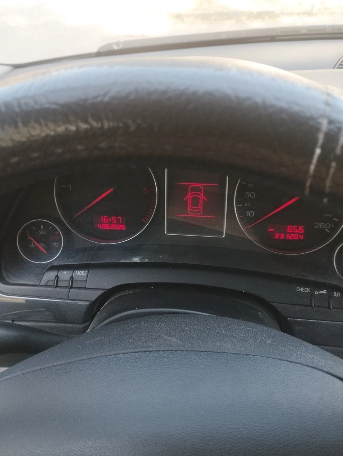 Audi A4, снимка 7 - Автомобили и джипове - 55617076