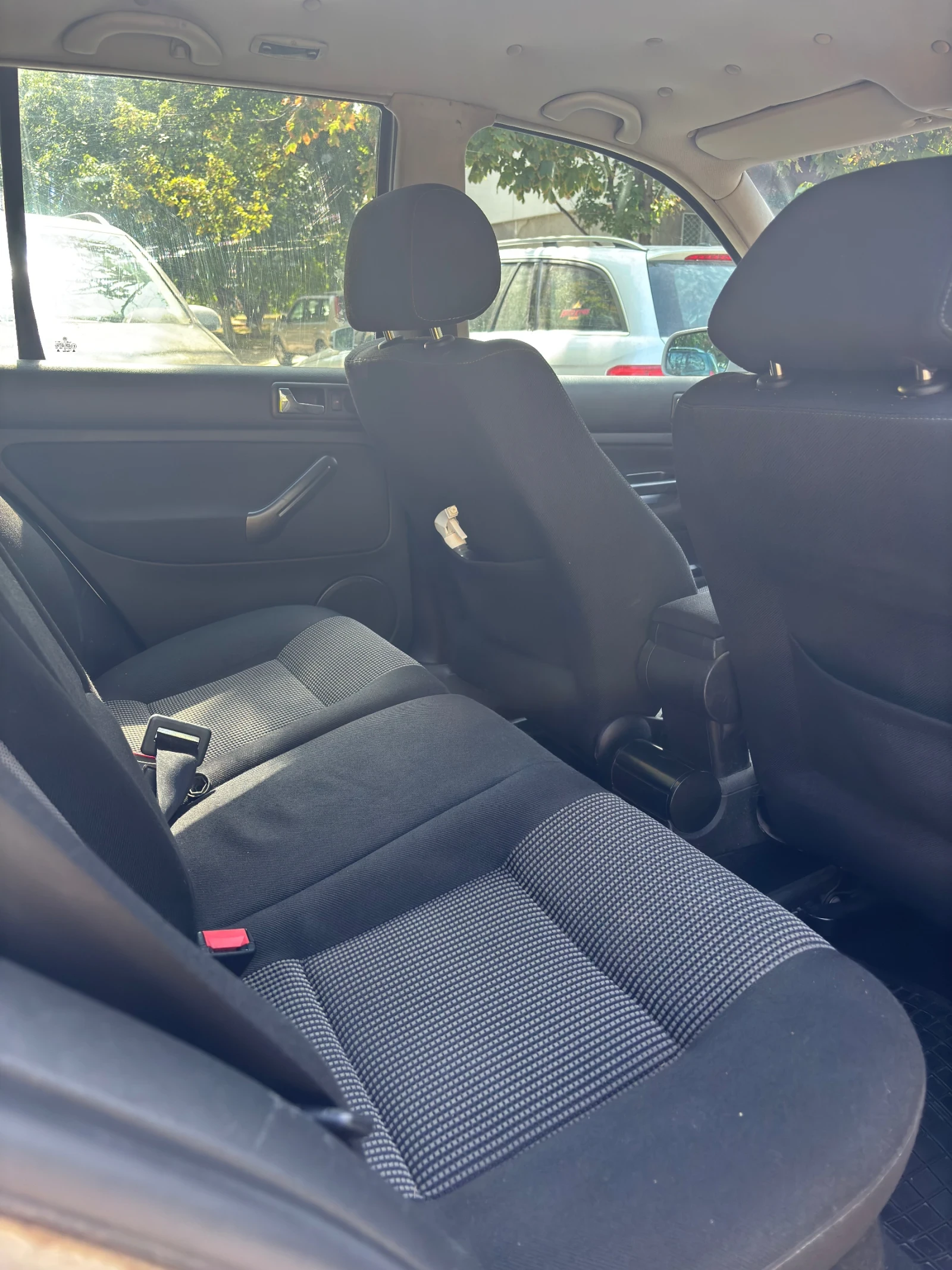 VW Golf, снимка 9 - Автомобили и джипове - 55878113