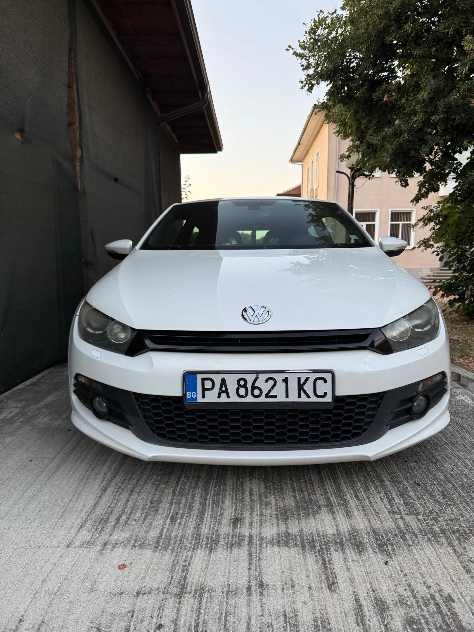 VW Scirocco R line