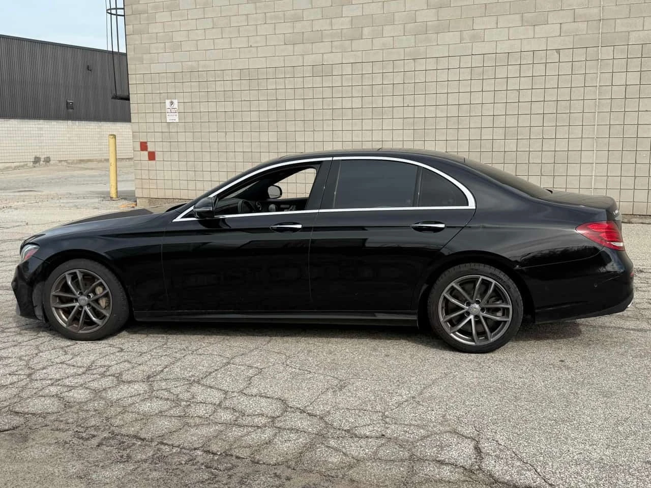 Mercedes-Benz E 400 4MATIC Amg | CARFAX | ��� ���������  | Mobile.bg � ����������� 3