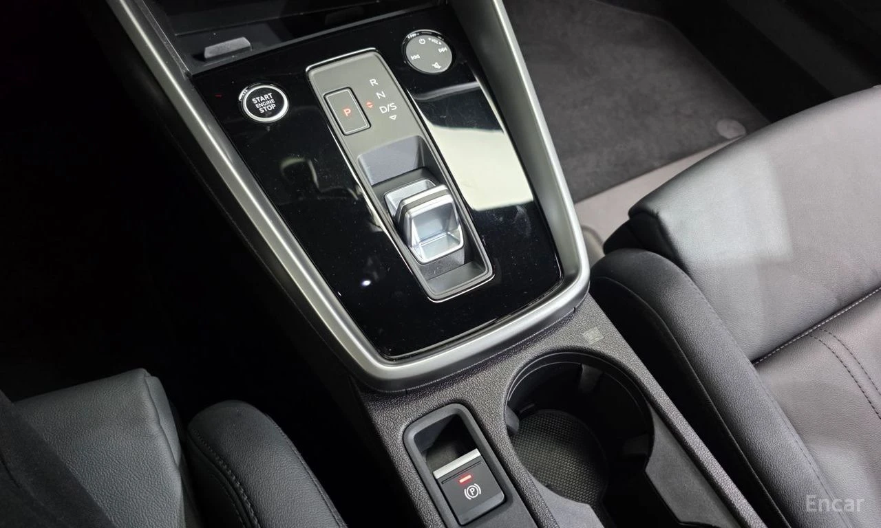 Audi A3 40 TFSI Premium, снимка 9 - Автомобили и джипове - 56549201