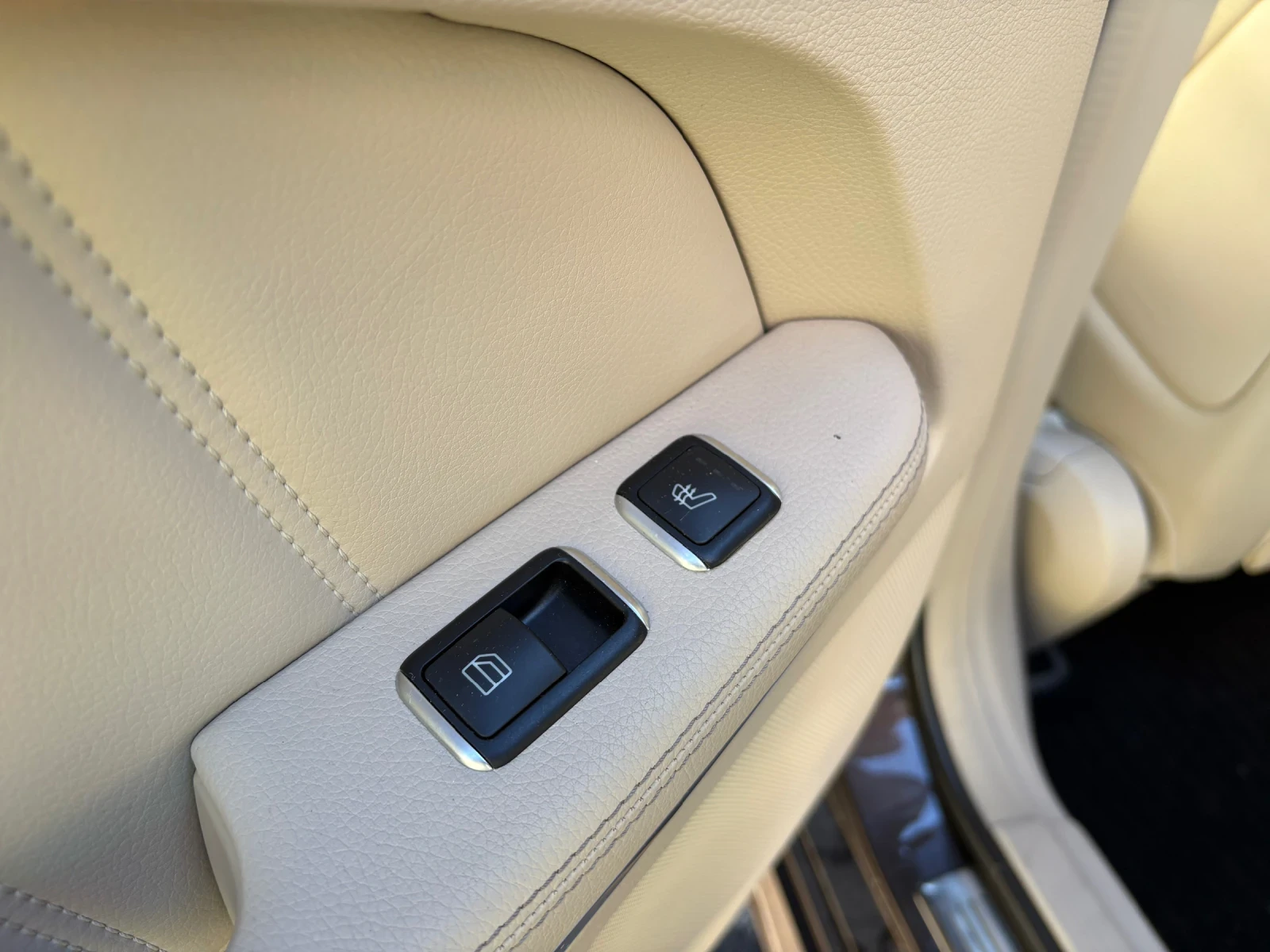 Mercedes-Benz E 350, снимка 13 - Автомобили и джипове - 56582525
