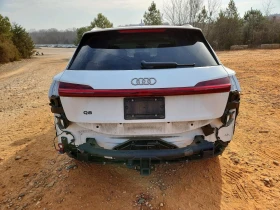 Audi Q8 E-Tron Premium Plus, снимка 6