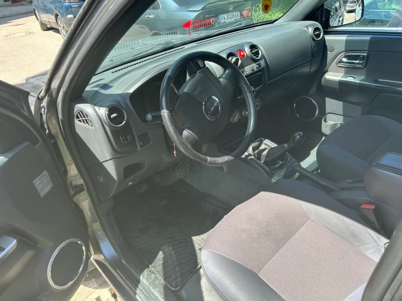 Isuzu D-max, снимка 8 - Автомобили и джипове - 51991331