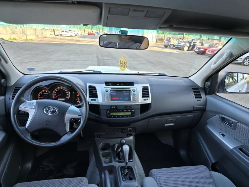 Toyota Hilux 3.0D4D, снимка 6 - Автомобили и джипове - 52093521