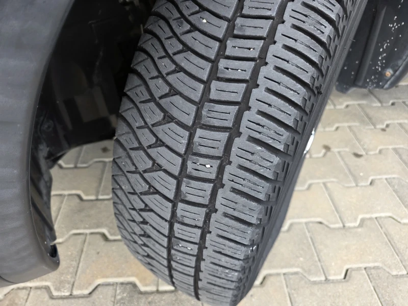 Nissan Qashqai 1.5DCI 7местна, снимка 16 - Автомобили и джипове - 52079104