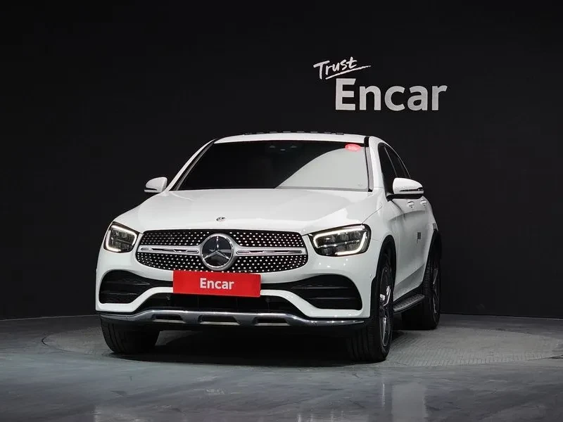 Mercedes-Benz GLC 4Matic Coupe, снимка 3 - Автомобили и джипове - 53826907