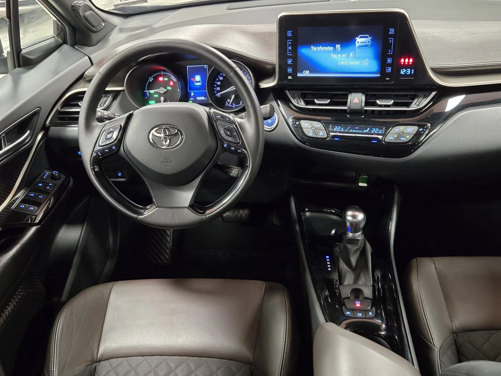 Toyota C-HR Premium / Hybrid - изображение 7