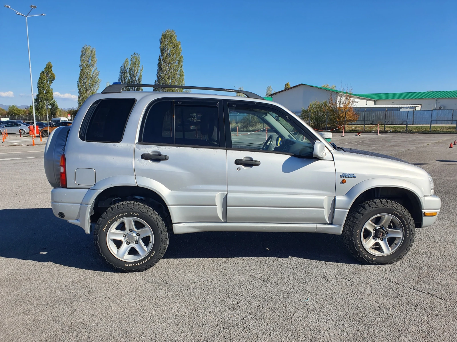 Suzuki Grand vitara 2.5 i V6 24V - изображение 4