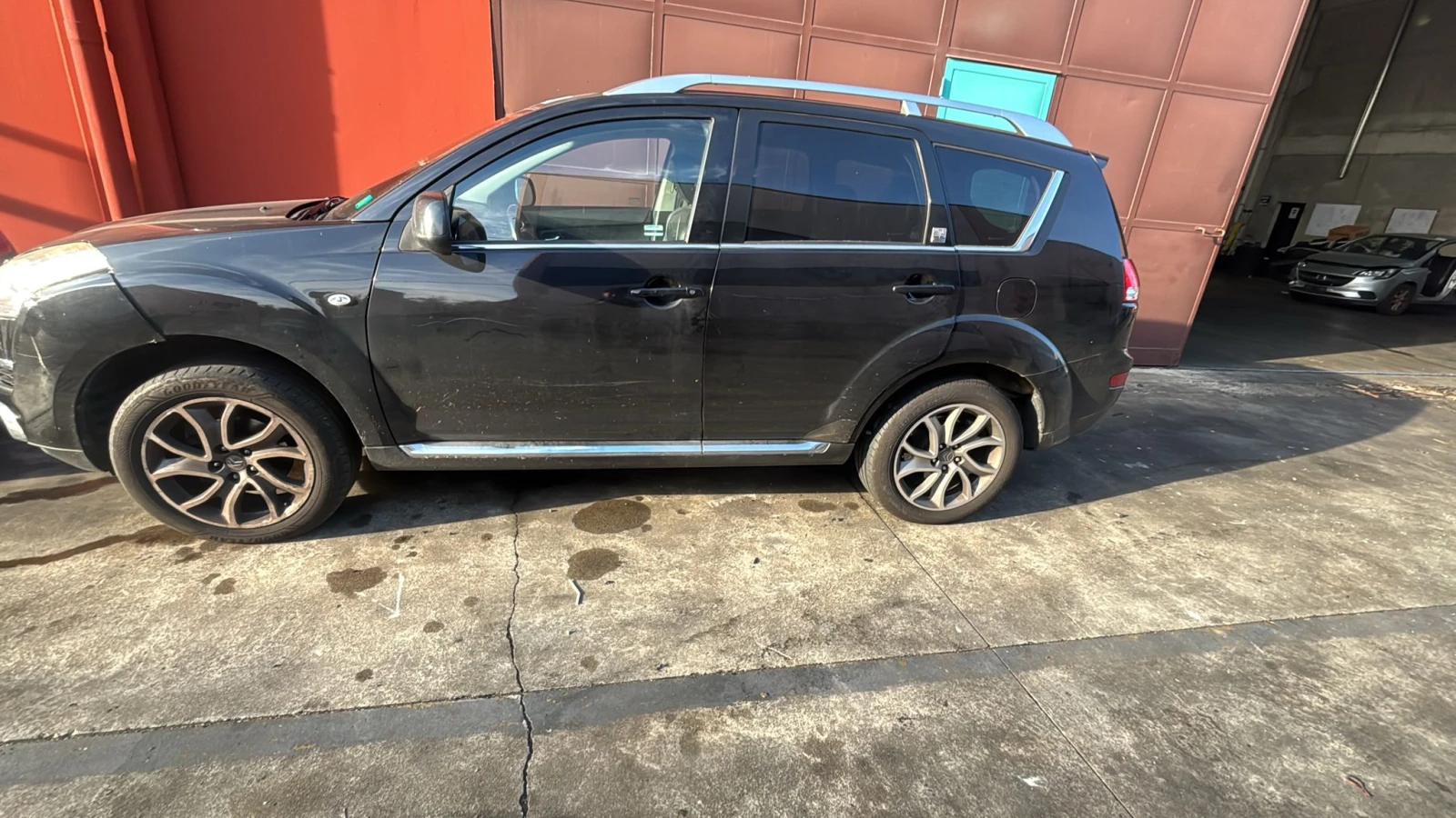 Citroen C-Crosser 2.2 HDI/ 4HK - изображение 3