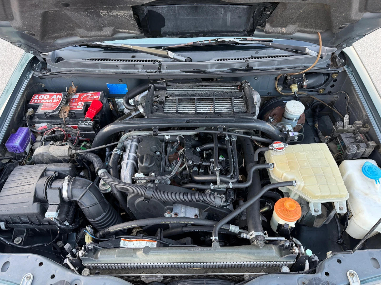 Suzuki Grand vitara 2.0HDI CLIMA 4x4, снимка 11 - Автомобили и джипове - 53774238