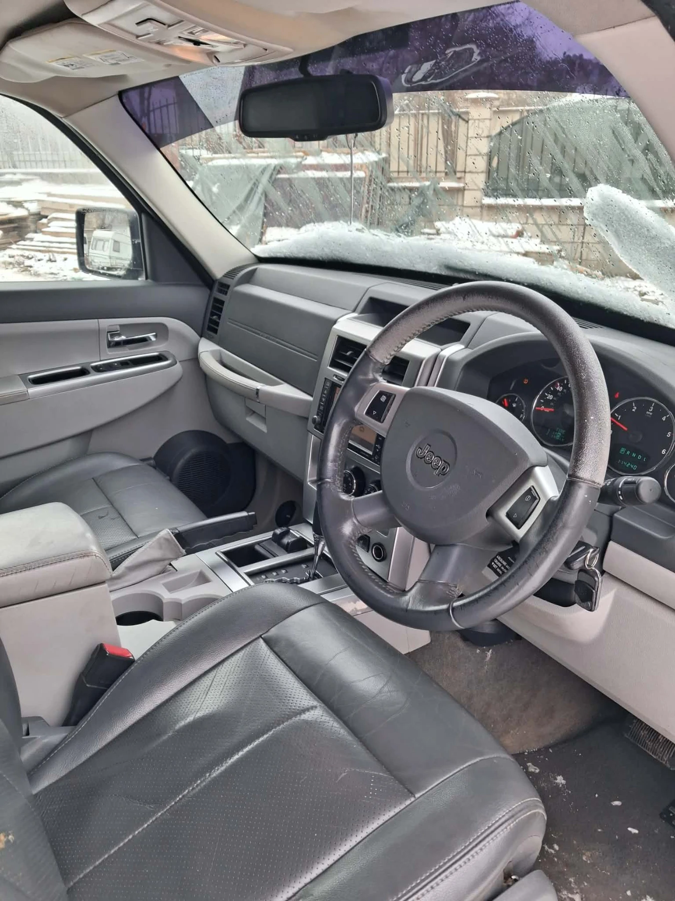 Jeep Cherokee 2.8 CRD, снимка 9 - Автомобили и джипове - 53850666