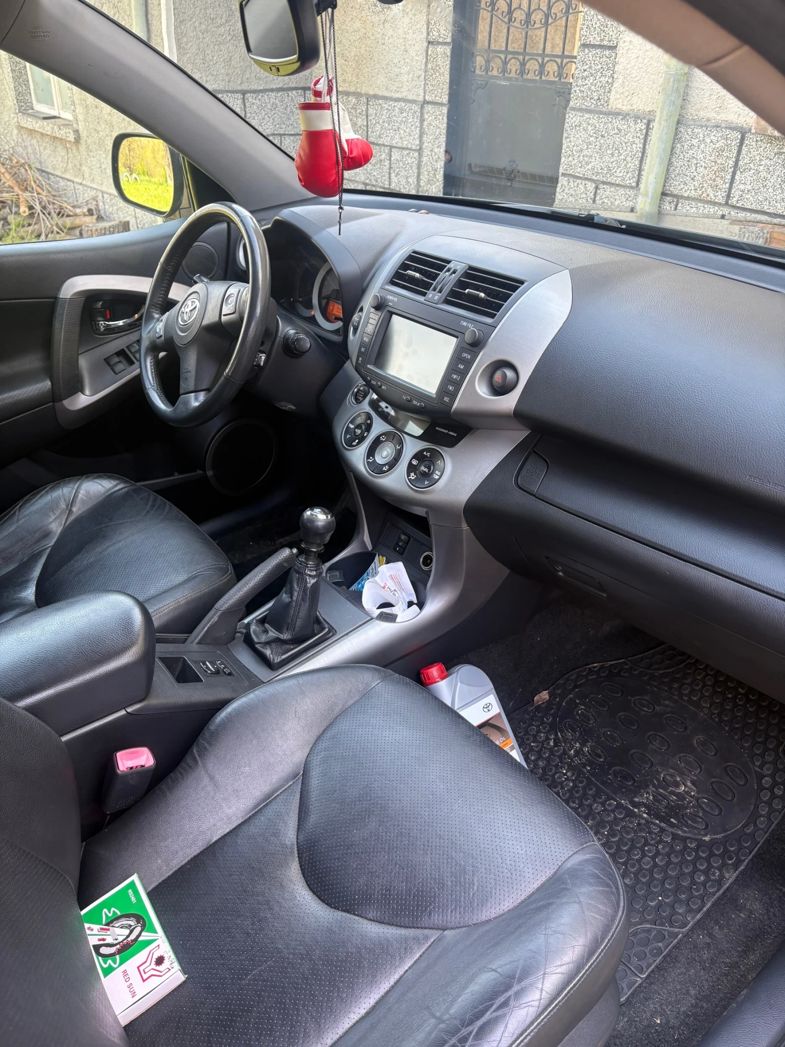 Toyota Rav4 2.2 177 d-cat, снимка 7 - Автомобили и джипове - 54316621