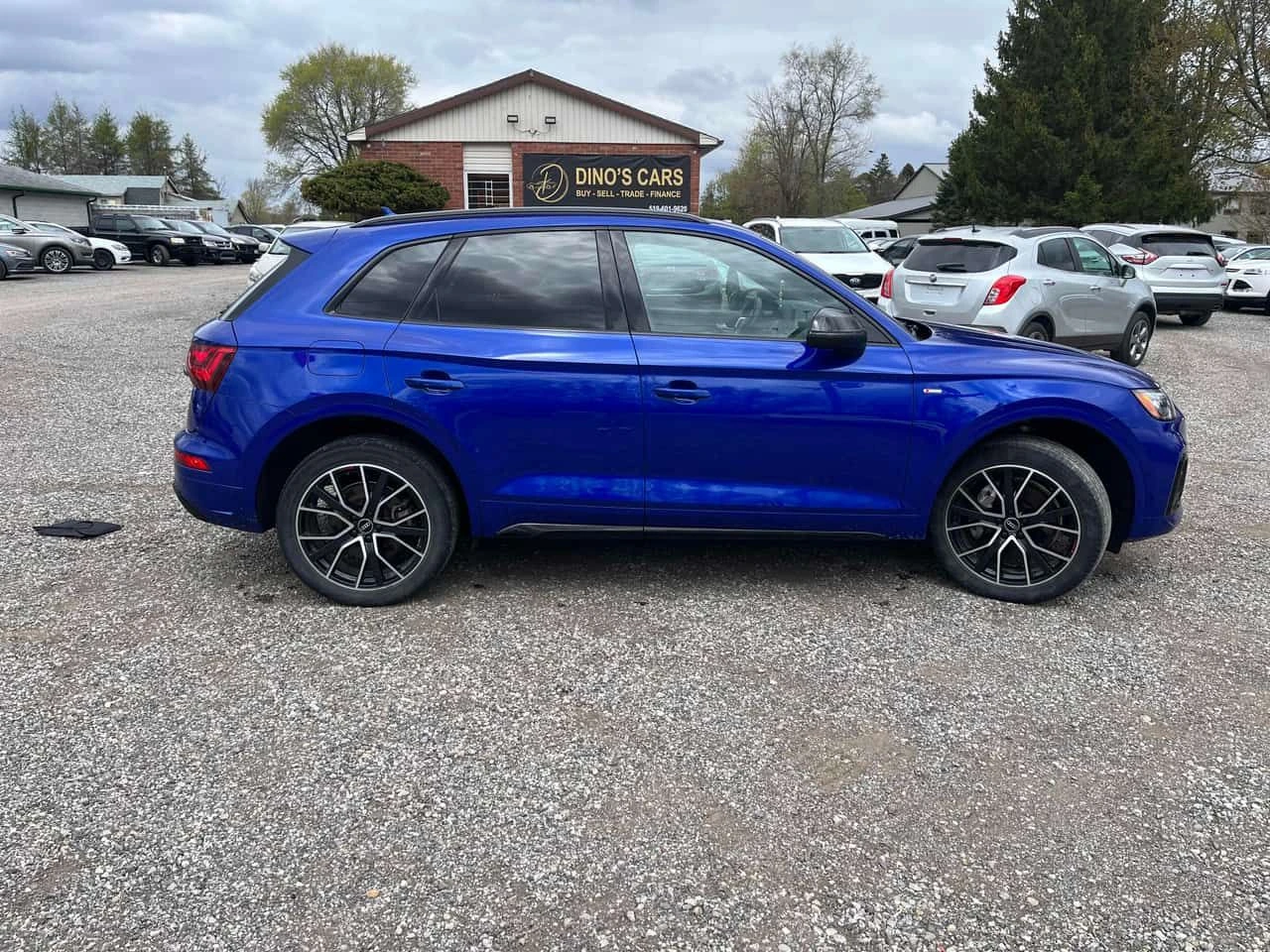 Audi Q5 | Progressiv | DISTRONIC | ПАНОРАМА | ПОДГРЕВ | , снимка 3 - Автомобили и джипове - 54409719