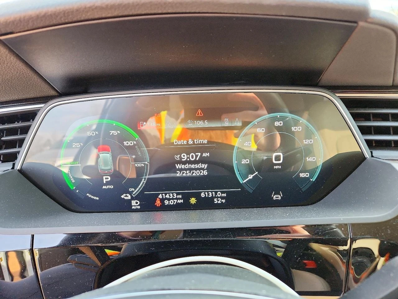 Audi Q8 E-Tron Premium Plus, снимка 9 - Автомобили и джипове - 54419040
