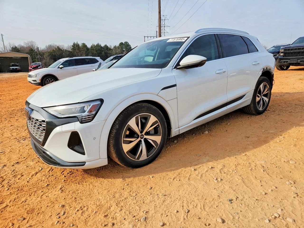 Audi Q8 E-Tron Premium Plus