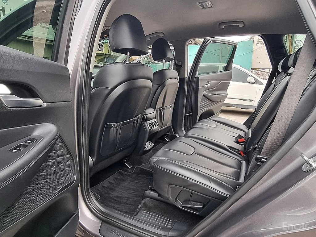 Hyundai Santa fe 2.2D Premium 4x4* ПОДГРЕВ* ОБДУХВАНЕ* КАМЕРА* , снимка 11 - Автомобили и джипове - 55301616
