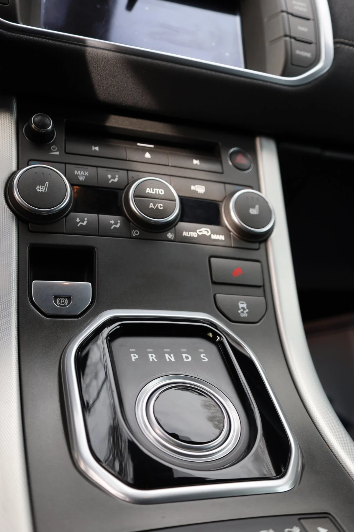Land Rover Range Rover Evoque, снимка 12 - Автомобили и джипове - 55654793