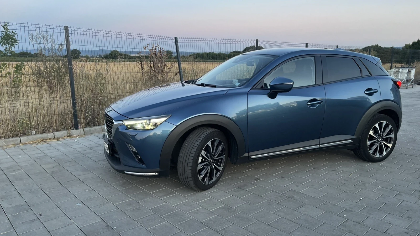 Mazda CX-3 2.0i 4x4, Keyless, Distronic, Bose, Head up, снимка 7 - Автомобили и джипове - 55730027