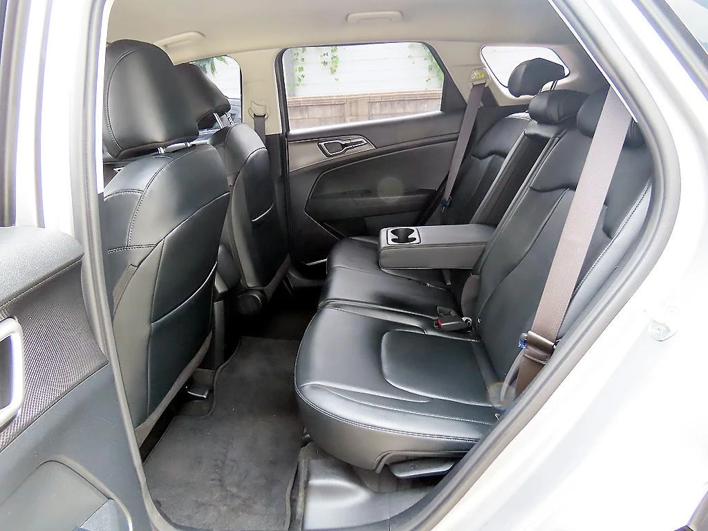 Kia Sportage Diesel 2.0 2WD autogeorge.com, снимка 9 - Автомобили и джипове - 56137281