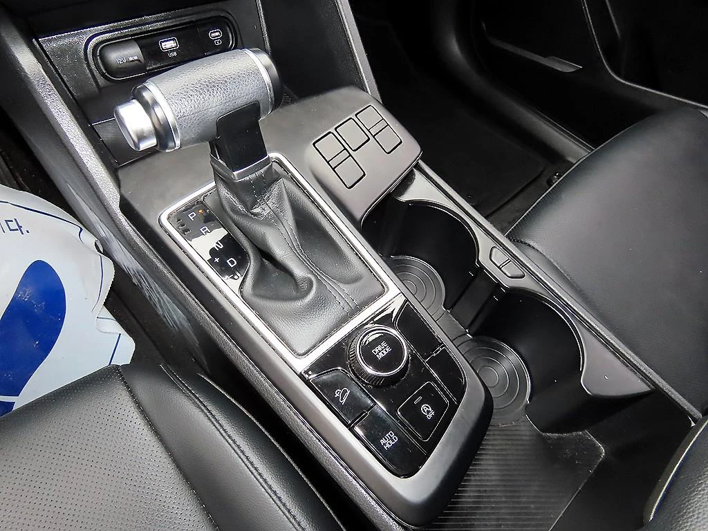 Kia Sportage Diesel 2.0 2WD autogeorge.com, снимка 14 - Автомобили и джипове - 56137281