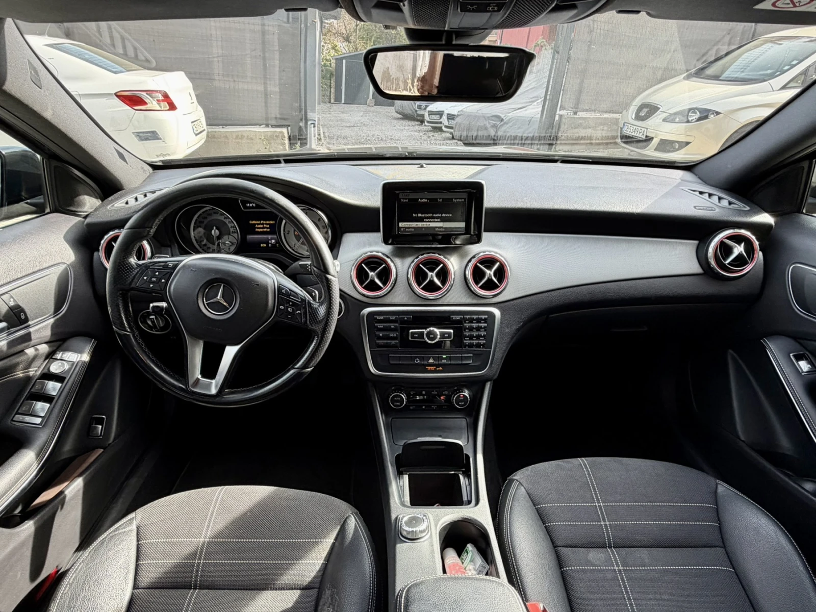 Mercedes-Benz GLA 200, снимка 7 - Автомобили и джипове - 56429804