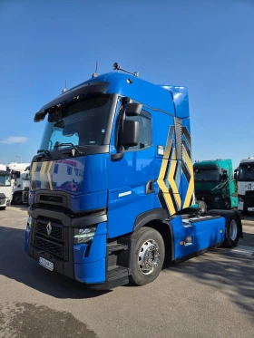     Renault T * * *    * * * 