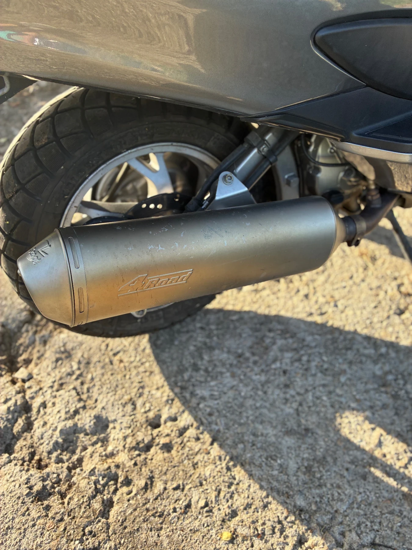 Suzuki Burgman 400, снимка 3 - Мотоциклети и мототехника - 55606779
