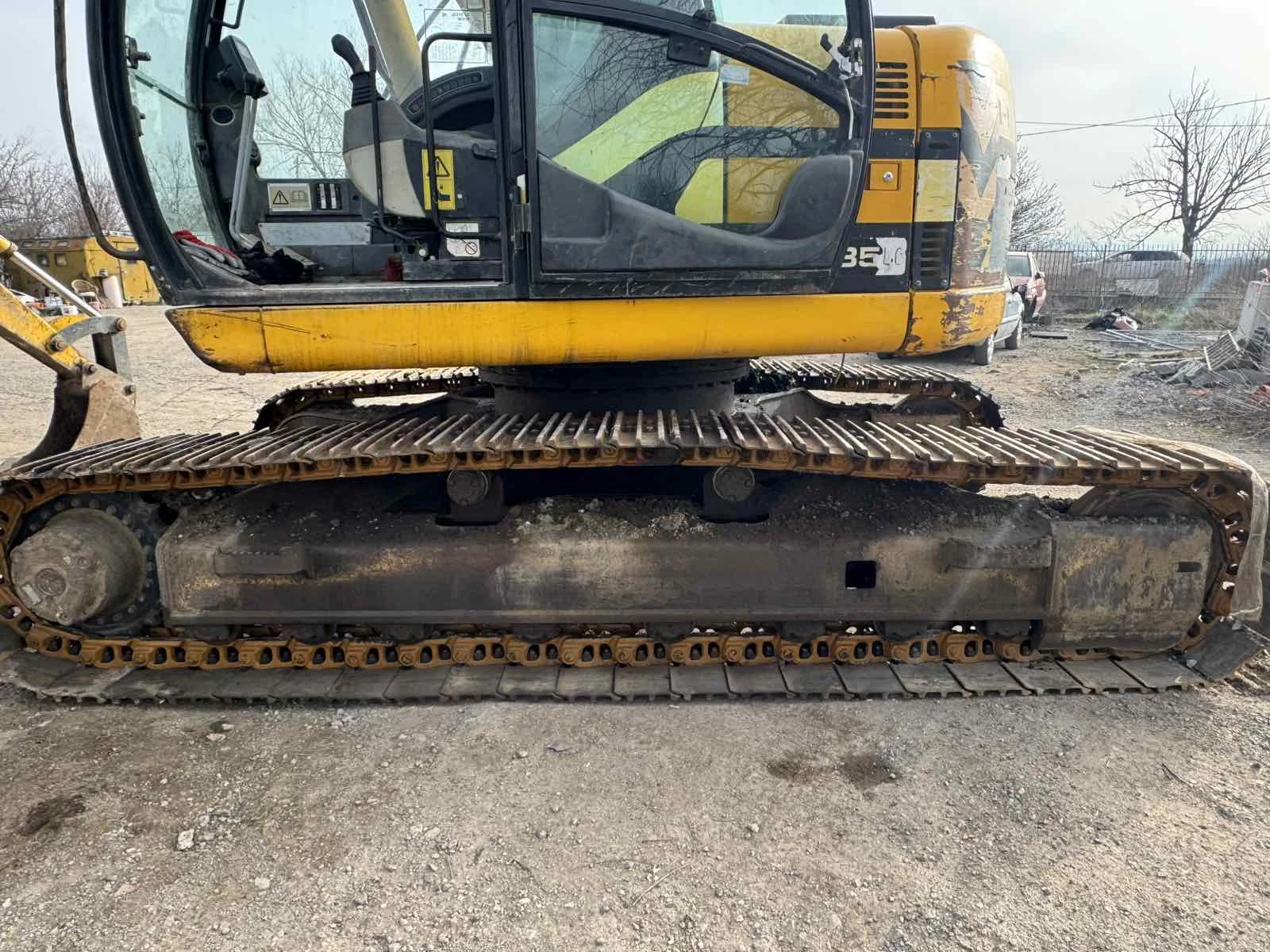 Багер JCB JZ 235 LC, снимка 2 - Индустриална техника - 54027485