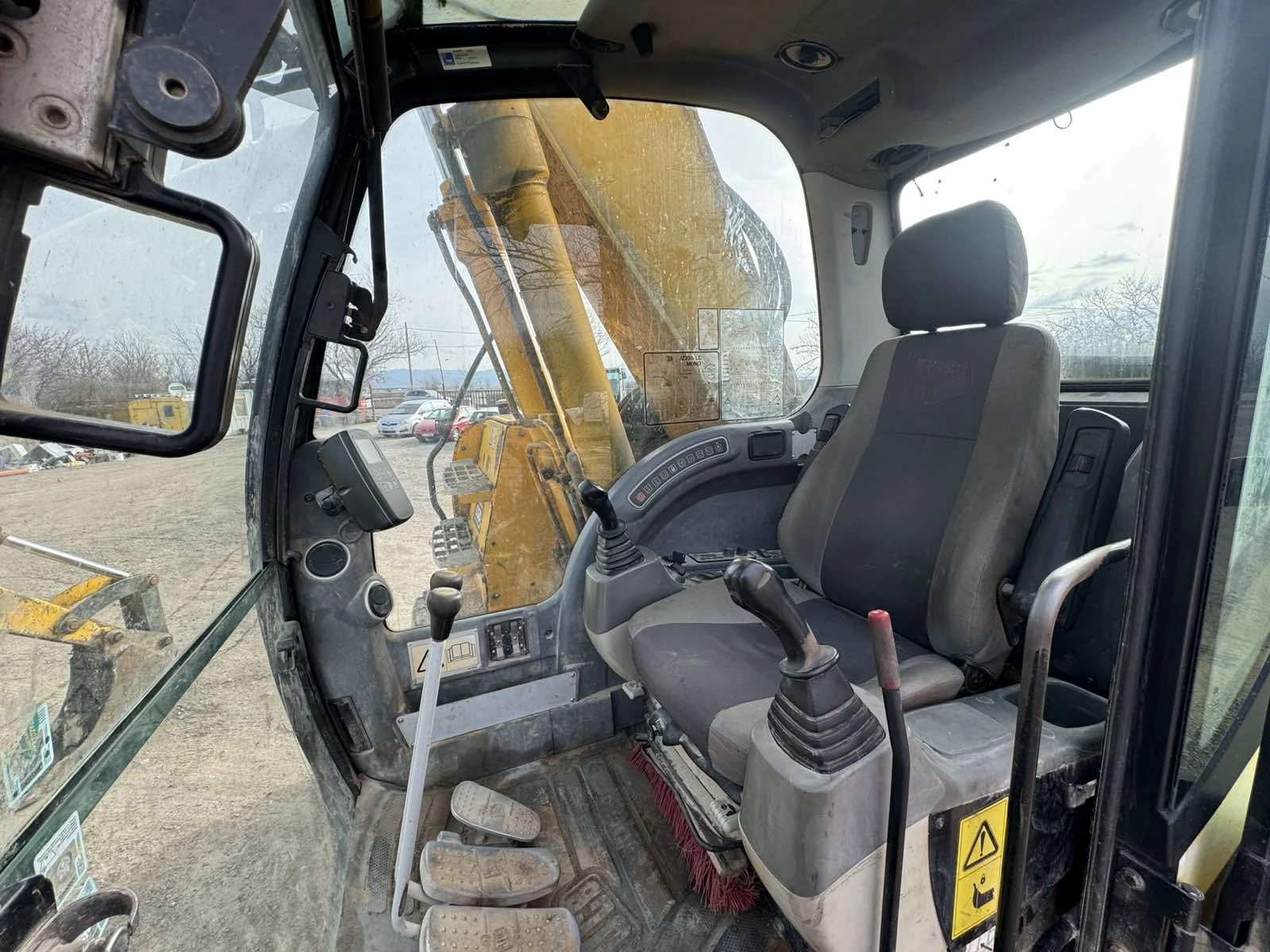 Багер JCB JZ 235 LC, снимка 5 - Индустриална техника - 54027485