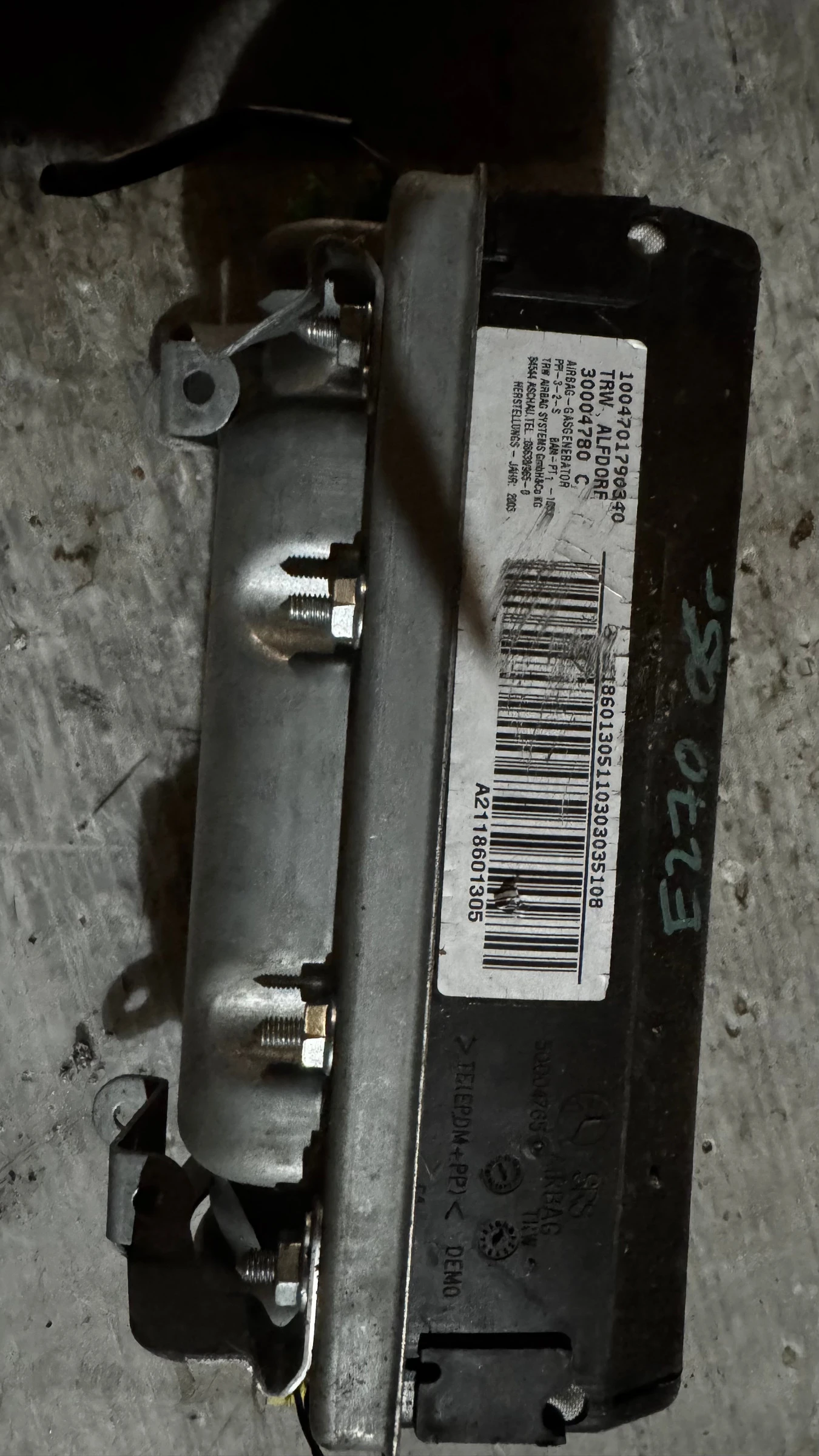 �irbag �� Mercedes E Class - A2118601305 / 30004780C | Mobile.bg � ����������� 2