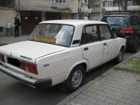 Lada 2105 1.3, снимка 4 - Автомобили и джипове - 45386159