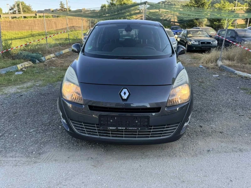 Renault Grand scenic 1.5 DCi, снимка 2 - Автомобили и джипове - 46406093